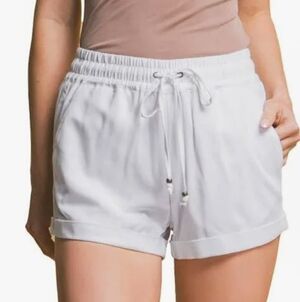 Love Tree Off White Linen Cuffed Shorts